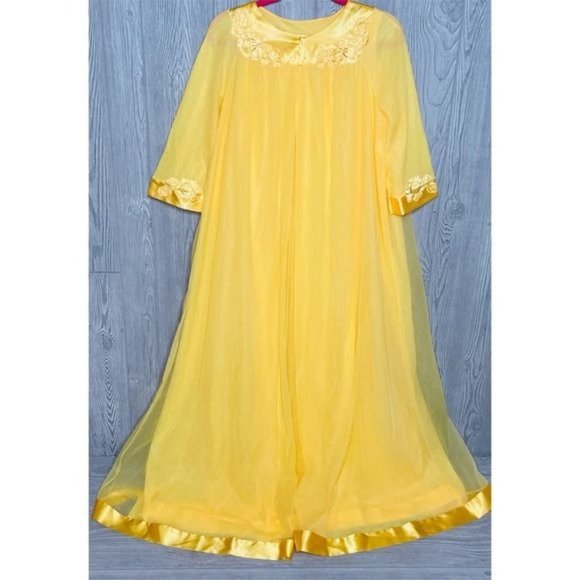 Vintage butter yellow gossard artemis nightgown and robe set chiffon intimates 6 - Picture 1 of 10
